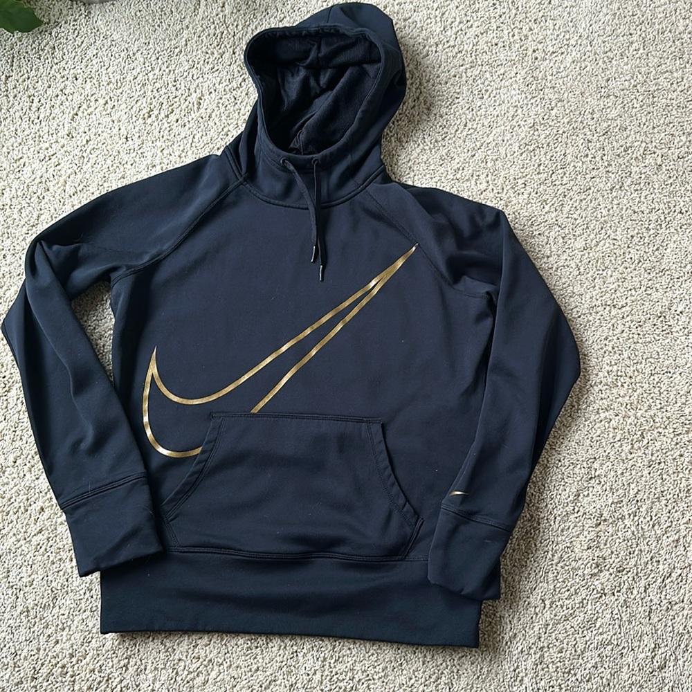 Nike sweatshirt